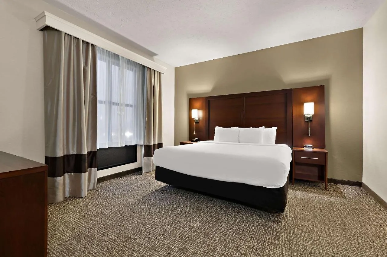 Comfort Suites Nashville Hotel