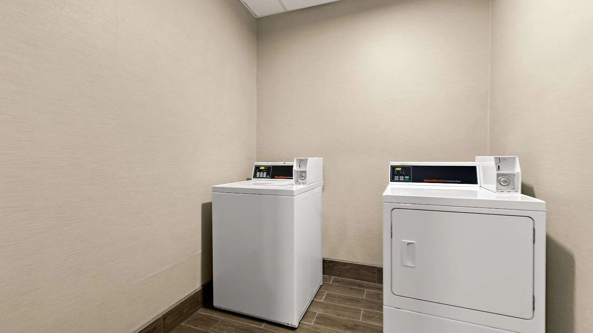 Hotel Comfort Suites Nashville