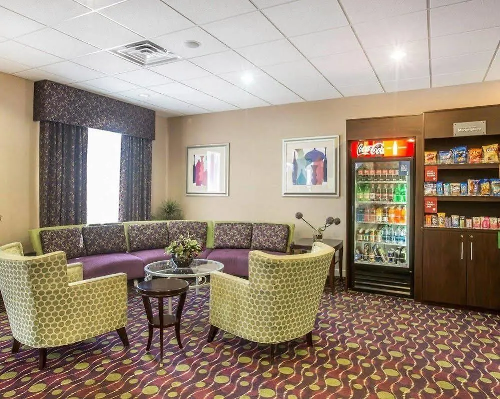 Comfort Suites Nashville 3*,