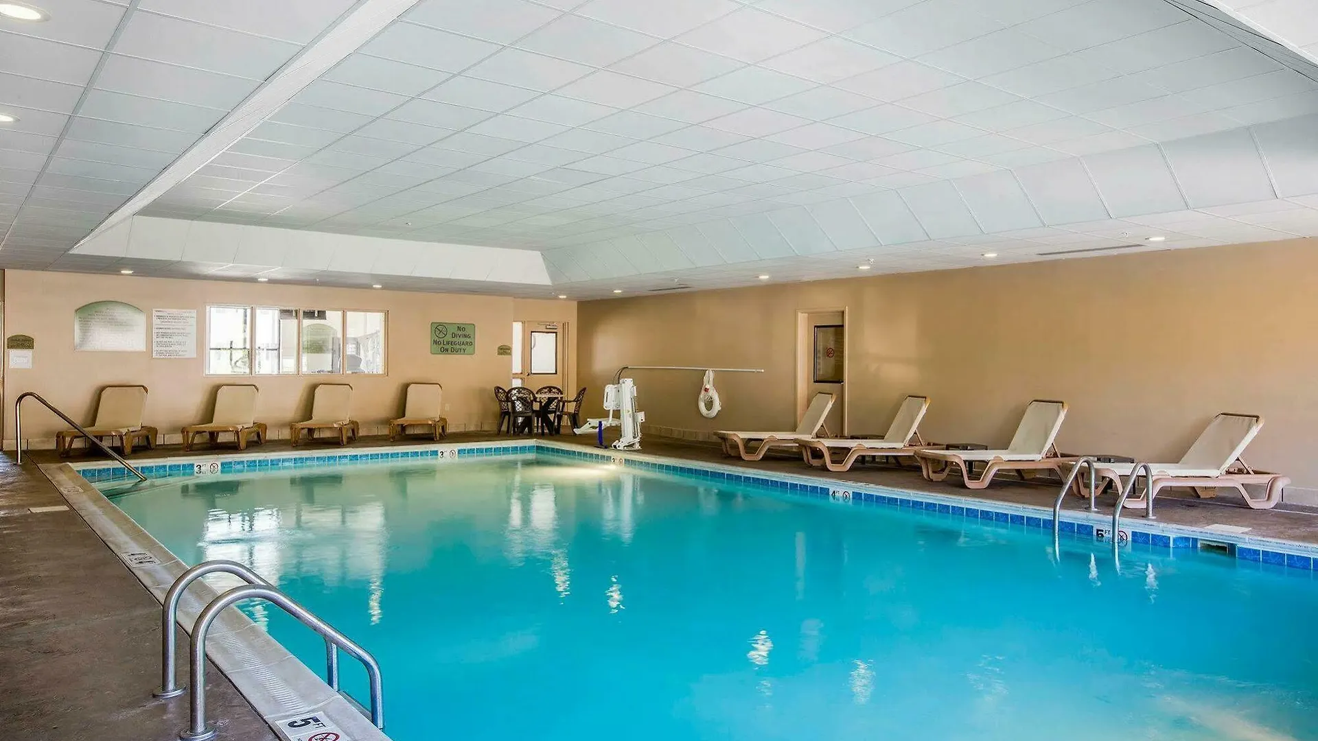 Comfort Suites Nashville