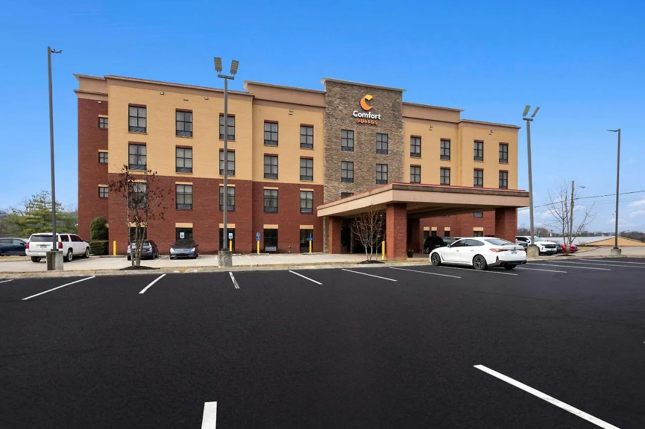 Comfort Suites Nashville Hotel