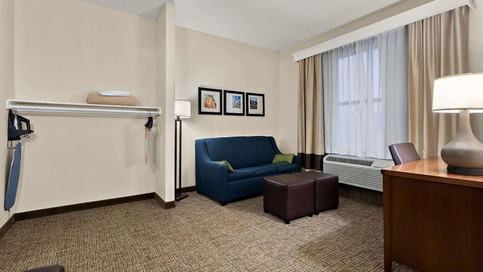 Comfort Suites Nashville Hotel
